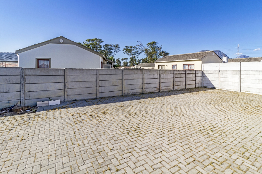 3 Bedroom Property for Sale in Victoria Park Western Cape